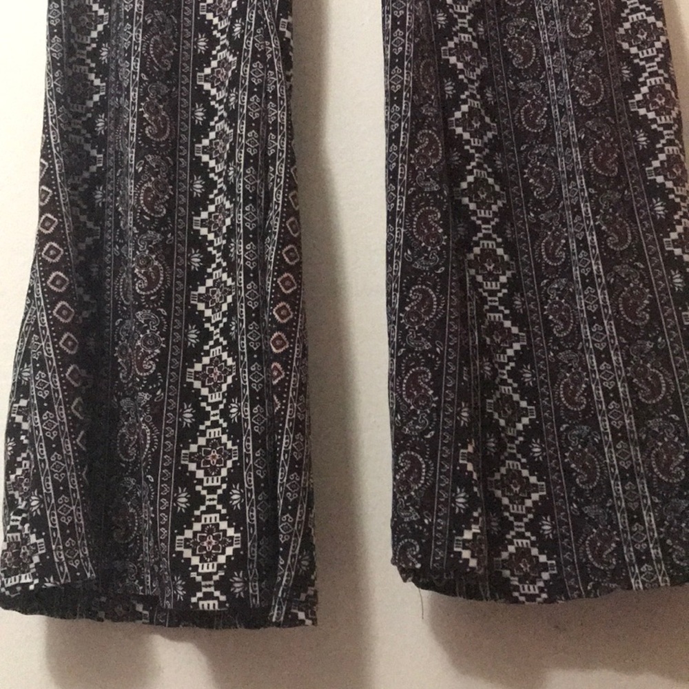 Beautiful designed pants - Picture 5 of 5